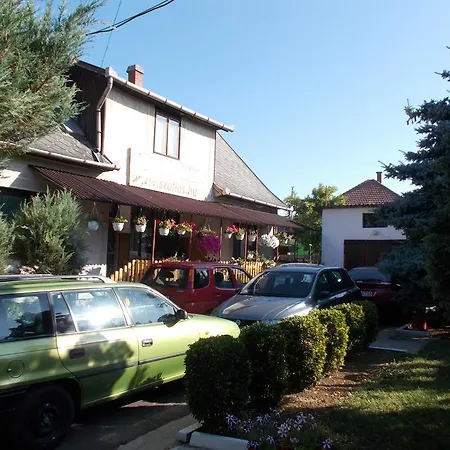 Apartman Szoke Tisza Vendégház *